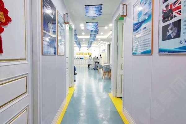 广州佰视佳眼科走廊