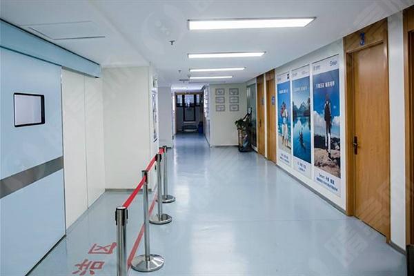 乌鲁木齐普瑞眼科医院手术室走廊