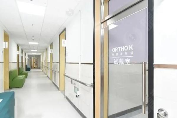 北京怀柔爱尔眼科走廊