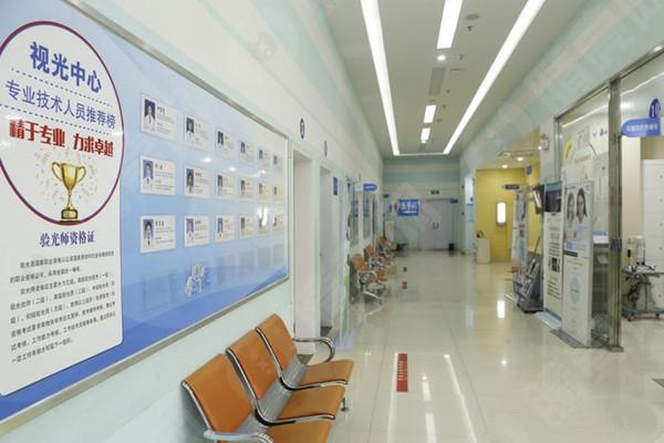 泰州张勤眼科走廊