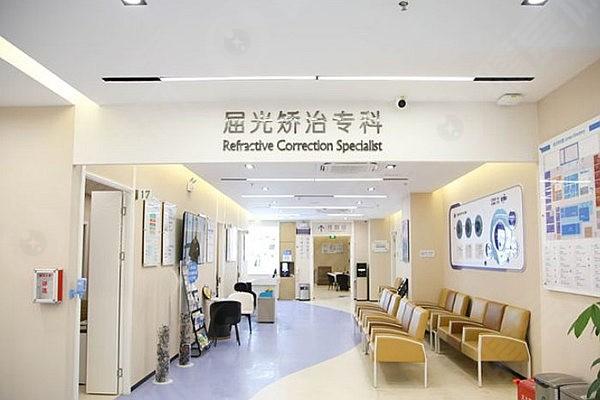 深圳新安希玛林顺潮眼科医院靠谱吗？ 据说医生技术好价格还不贵
