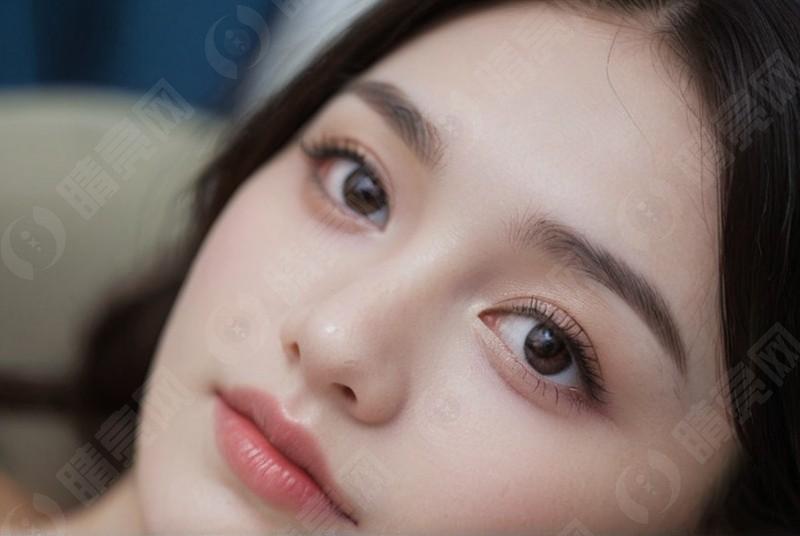高度近视易引发眼病，全飞秒、半飞秒手术和日常保健不可忽视