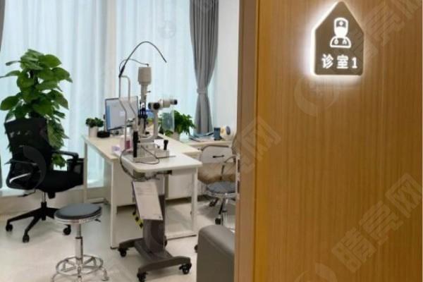 想了解武汉悦瞳眼科医院怎么样？专家团队、技术设备全揭秘！