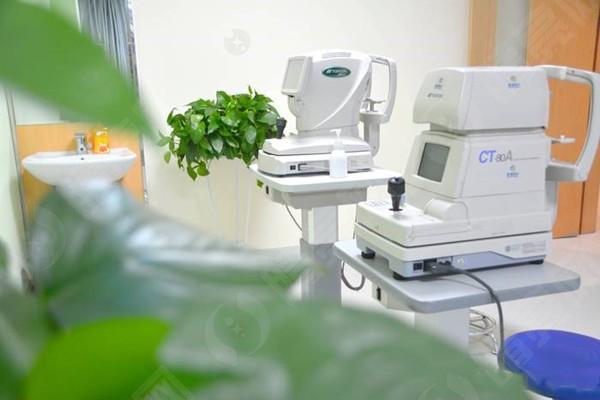 兰州普瑞眼科医院看眼科病多少钱？发现收费正规且性价比高