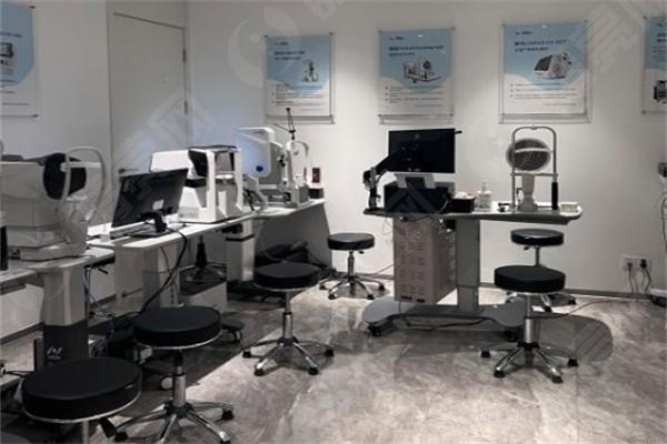 青岛泽嘉眼科医院近视眼手术收费贵吗？定价合理且有优惠