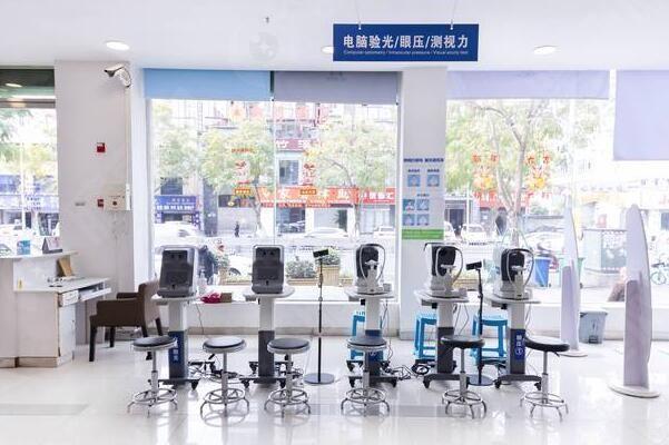 乐山爱尔眼科近视手术多少钱？价格实惠、医生可靠、病例多，太值了这手术呀！
