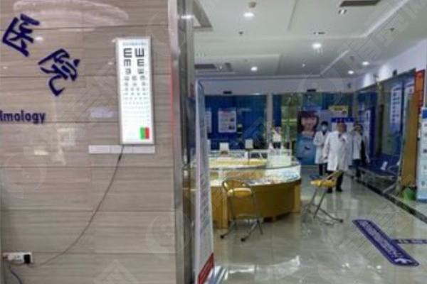 安顺光明眼科医院正规么？来看看医院设施、医生团队和服务质量