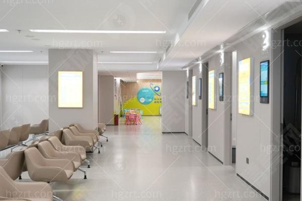 深圳普瑞眼科正规吗？设备先进、服务贴心，患者满意度相当高